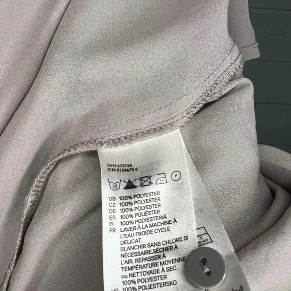 Divided gray button down sleeveless top Size 4 - Picture 4 of 5